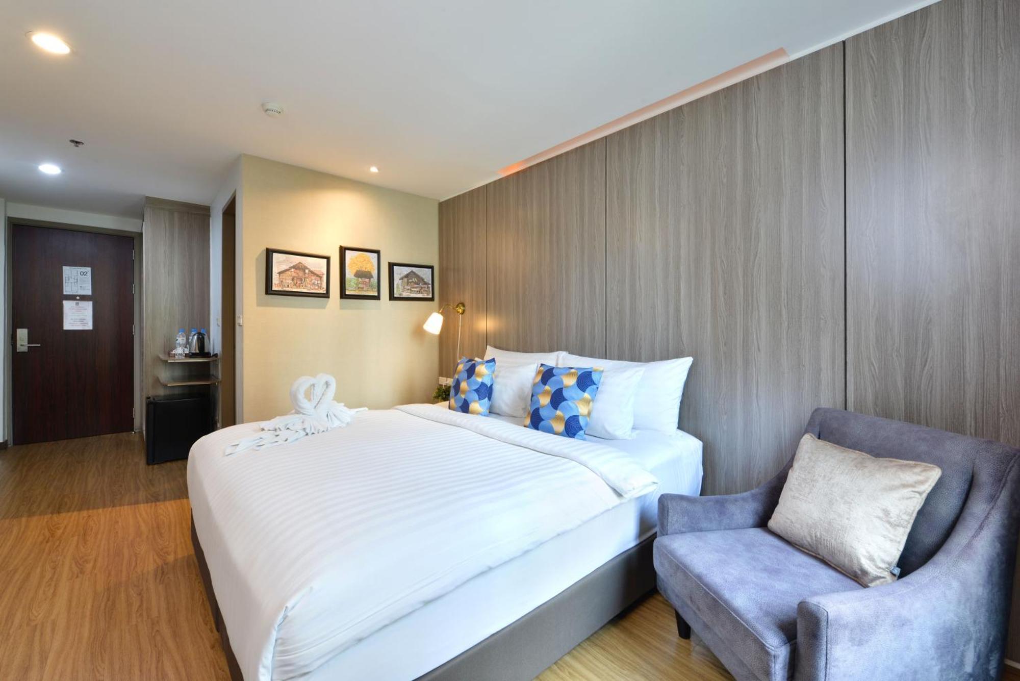 Bedever Boutique Bangkok Hotel - Bts Phra Khanong Exterior foto